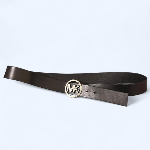 Michael Kors leather belt in black. Smooth genuine leather, classic buckle. Size - Picture 1 of 3